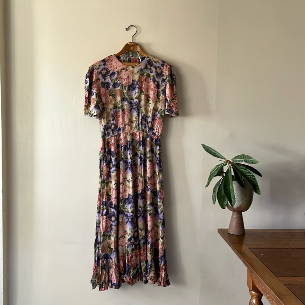Vintage Floral Maxi Dress
